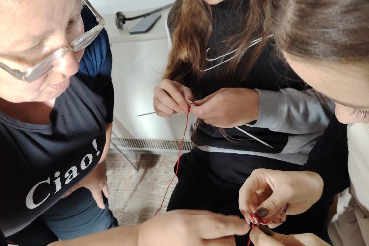 Радионица двопређног плетења у Равни 2025. године